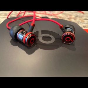 Beats by Dr. Dre urbeats in-ear Headphones